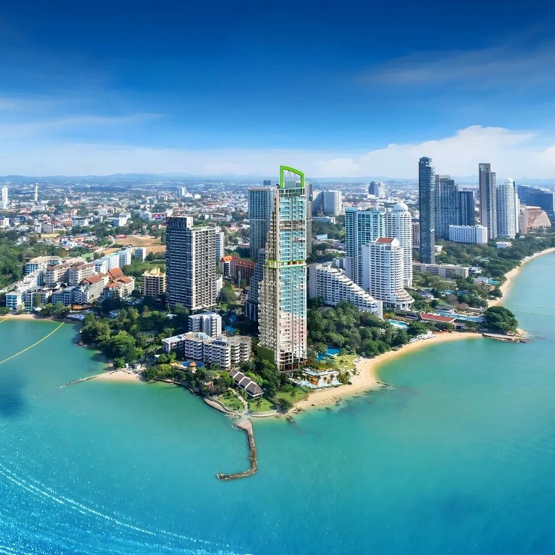 Riviera Palm Beach — aerial view of the tower on the Wongamat peninsula